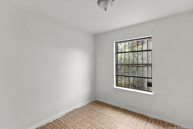 7507 Sweet Valley, San Antonio, TX 78242