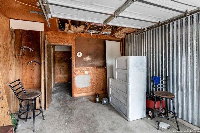 7507 Sweet Valley, San Antonio, TX 78242