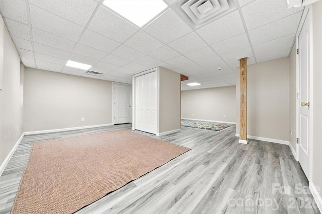 6011 Dockside Drive, Hickory, NC 28601