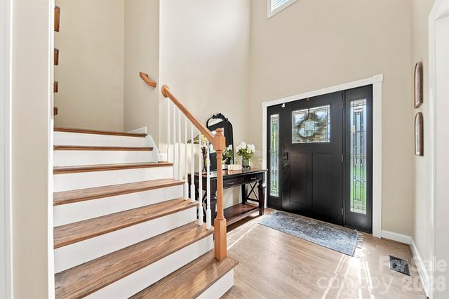 6011 Dockside Drive, Hickory, NC 28601