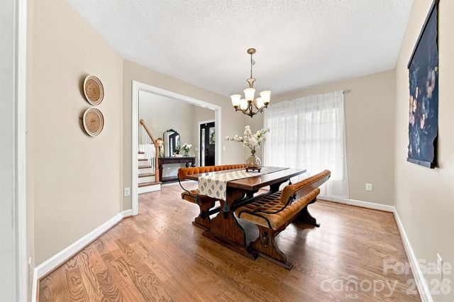 6011 Dockside Drive, Hickory, NC 28601