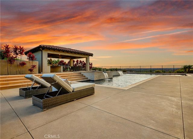8461 Hinterland Drive, San Diego, CA 92127