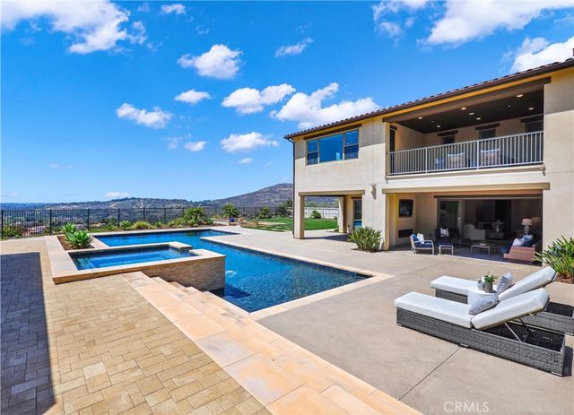 8461 Hinterland Drive, San Diego, CA 92127