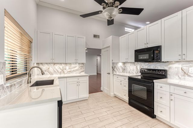5780 PIPING ROCK Drive, Boynton Beach, FL 33437