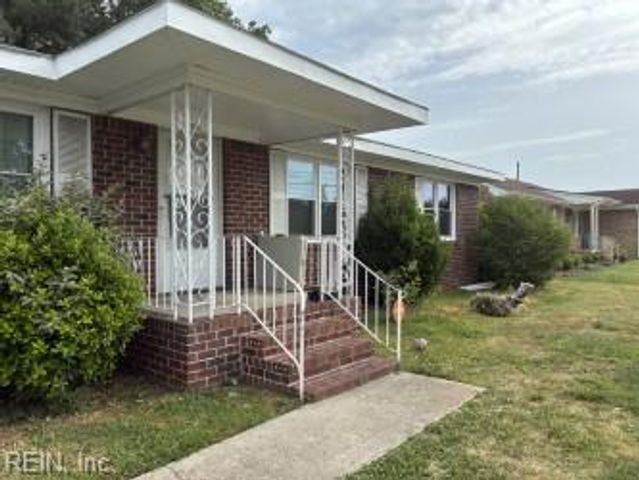 704 Argyle ST, Portsmouth, VA 23704