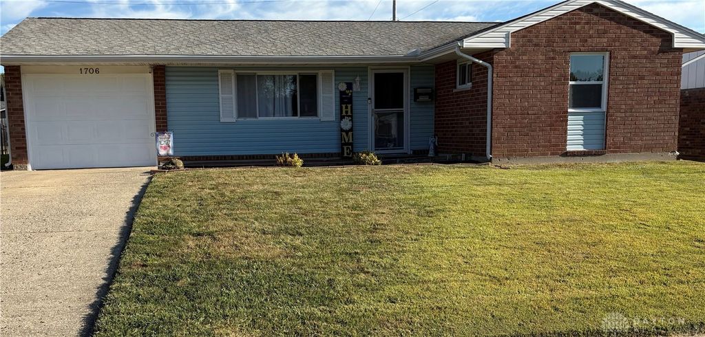 1706 Williams Place, Piqua, OH 45356