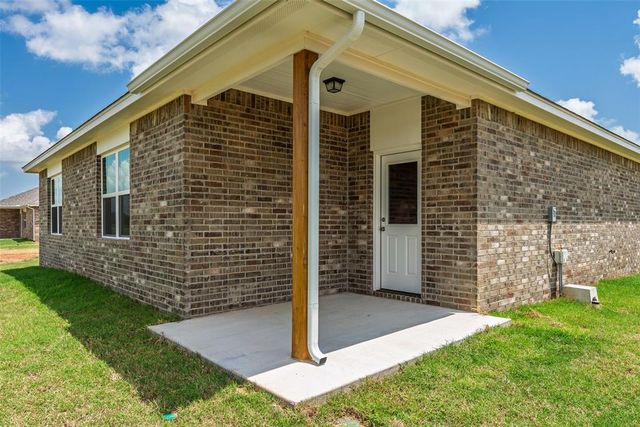 1016 Prairie Drive, Tuttle, OK 73089