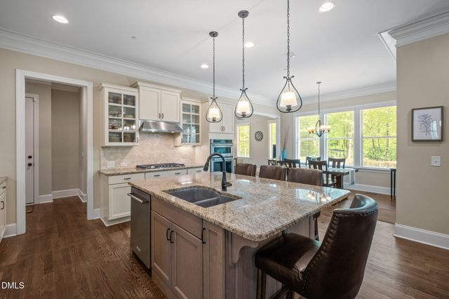 1004 Mocker Nut Lane, Chapel Hill, NC 27517