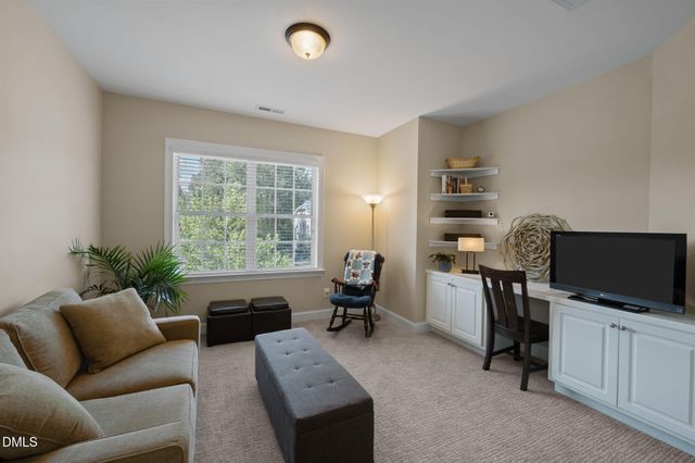 1004 Mocker Nut Lane, Chapel Hill, NC 27517