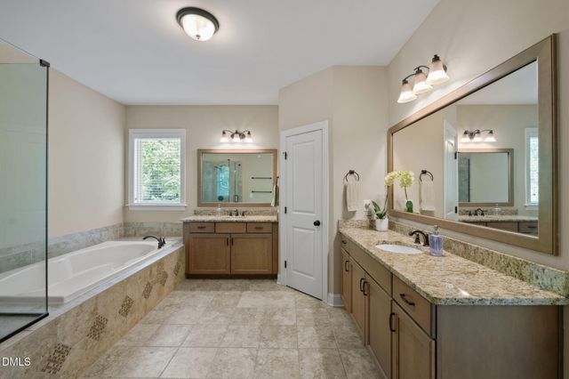 1004 Mocker Nut Lane, Chapel Hill, NC 27517