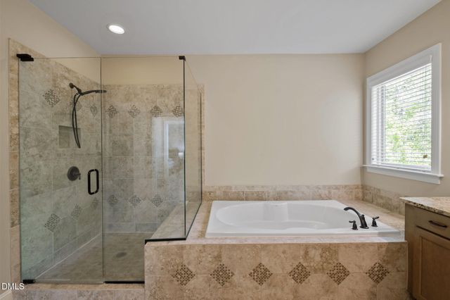 1004 Mocker Nut Lane, Chapel Hill, NC 27517