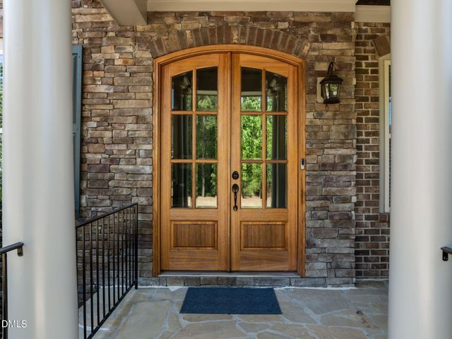 1004 Mocker Nut Lane, Chapel Hill, NC 27517