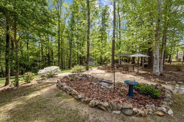 1004 Mocker Nut Lane, Chapel Hill, NC 27517