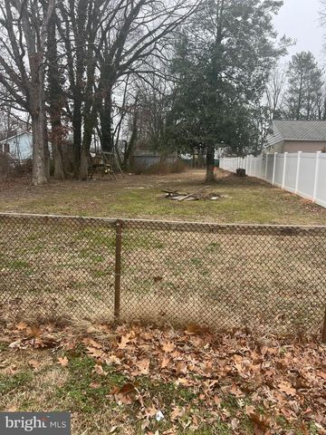 7925 SHIRLEY AVENUE, Rosedale, MD 21237