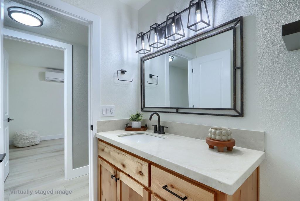 Image 22 of property listing at 5518 E Whitlock, Mariposa, CA 95338