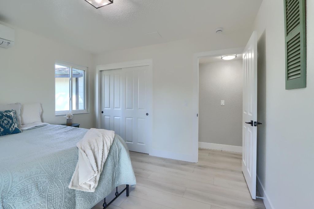 Image 27 of property listing at 5518 E Whitlock, Mariposa, CA 95338