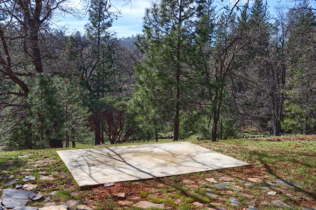 Image 44 of property listing at 5518 E Whitlock, Mariposa, CA 95338