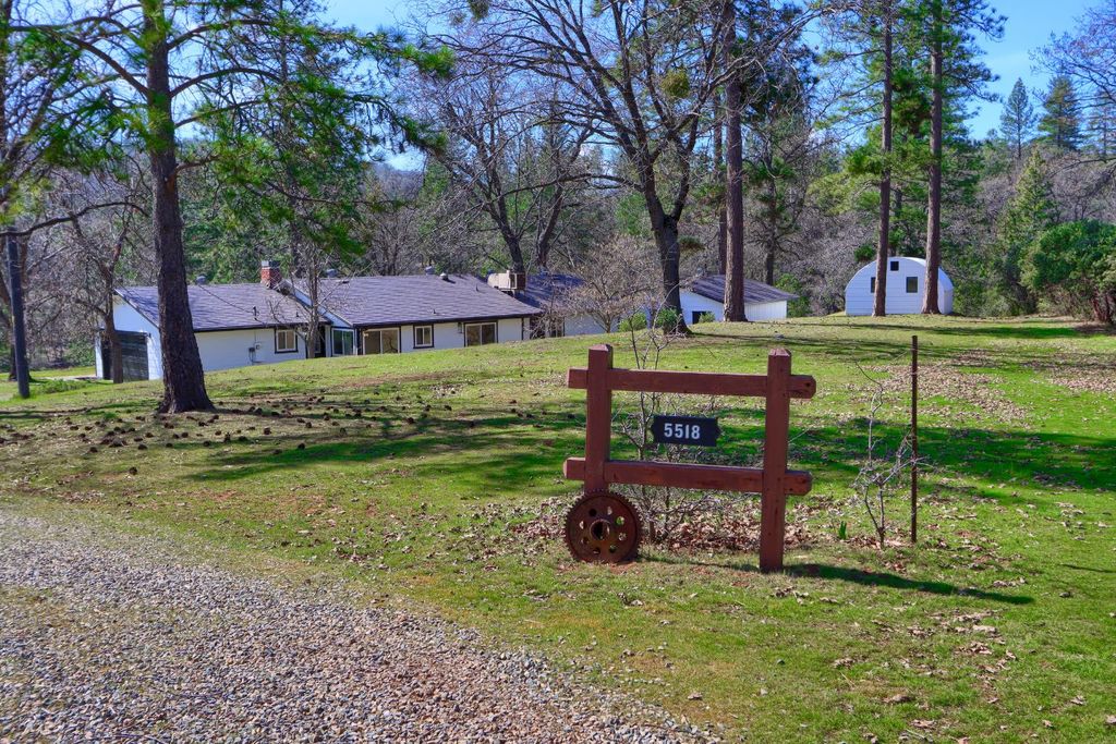 Image 50 of property listing at 5518 E Whitlock, Mariposa, CA 95338