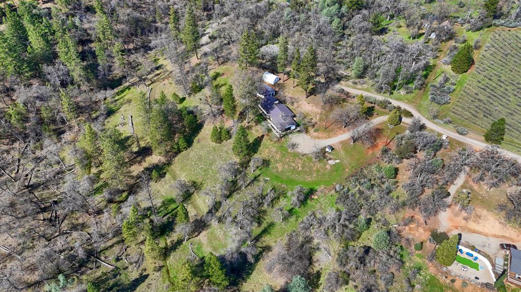 Image 53 of property listing at 5518 E Whitlock, Mariposa, CA 95338