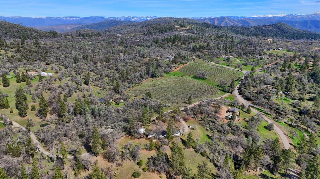 Image 56 of property listing at 5518 E Whitlock, Mariposa, CA 95338