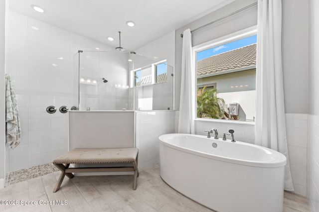 2450 Pescara Court, Melbourne, FL 32940