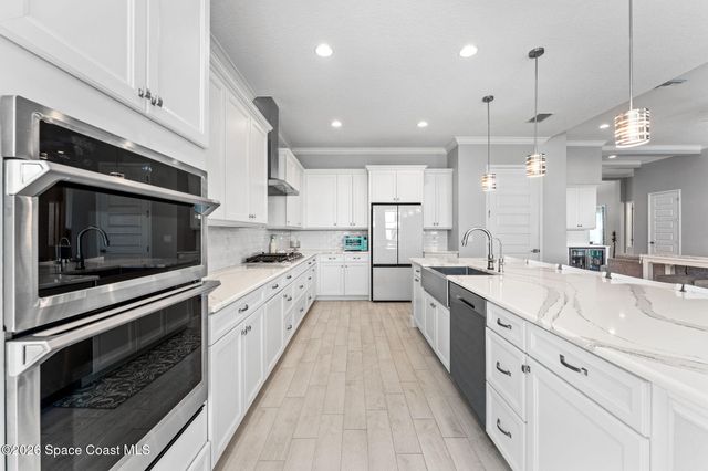 2450 Pescara Court, Melbourne, FL 32940