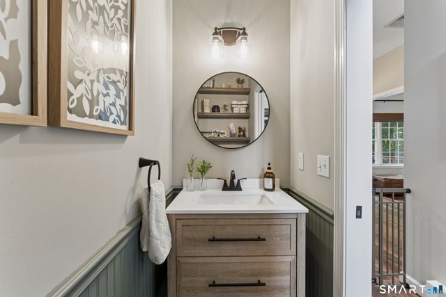 60 Ashley Lane, Colchester, CT 06415
