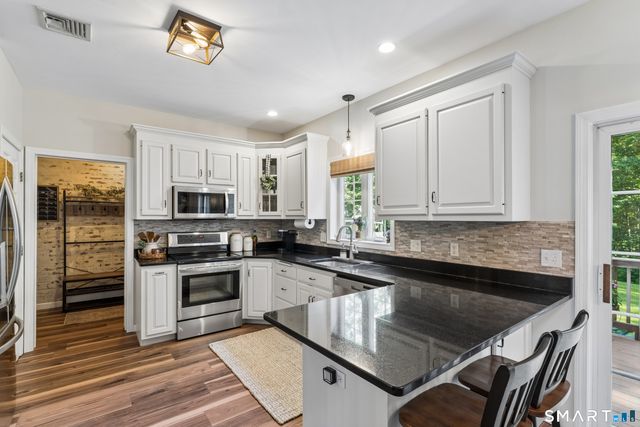 60 Ashley Lane, Colchester, CT 06415