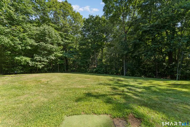 60 Ashley Lane, Colchester, CT 06415