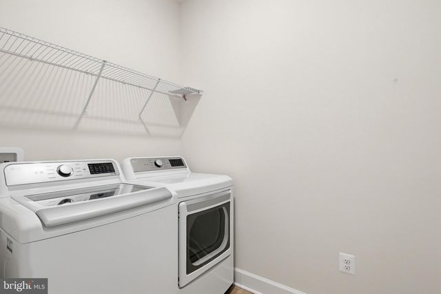 2605 BROADLEAF DR, Frederick, MD 21702