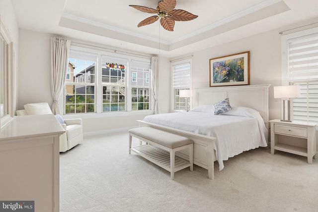 2605 BROADLEAF DR, Frederick, MD 21702