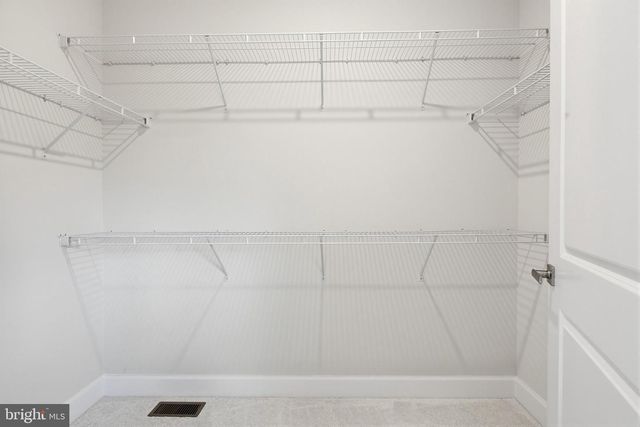 2605 BROADLEAF DR, Frederick, MD 21702