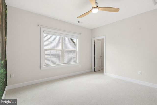 2605 BROADLEAF DR, Frederick, MD 21702