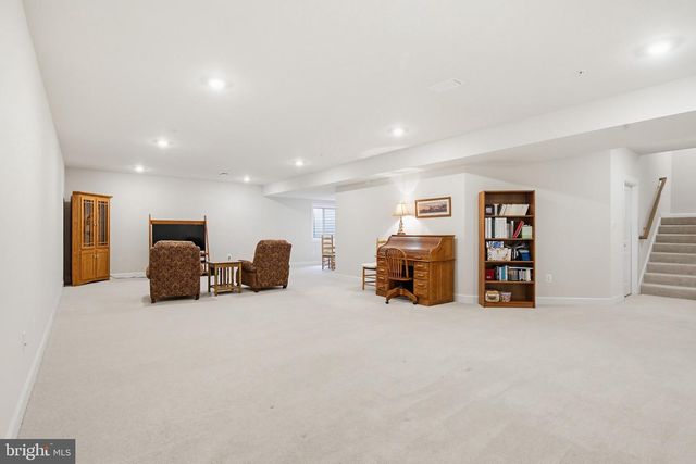 2605 BROADLEAF DR, Frederick, MD 21702