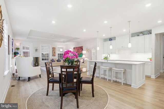 2605 BROADLEAF DR, Frederick, MD 21702