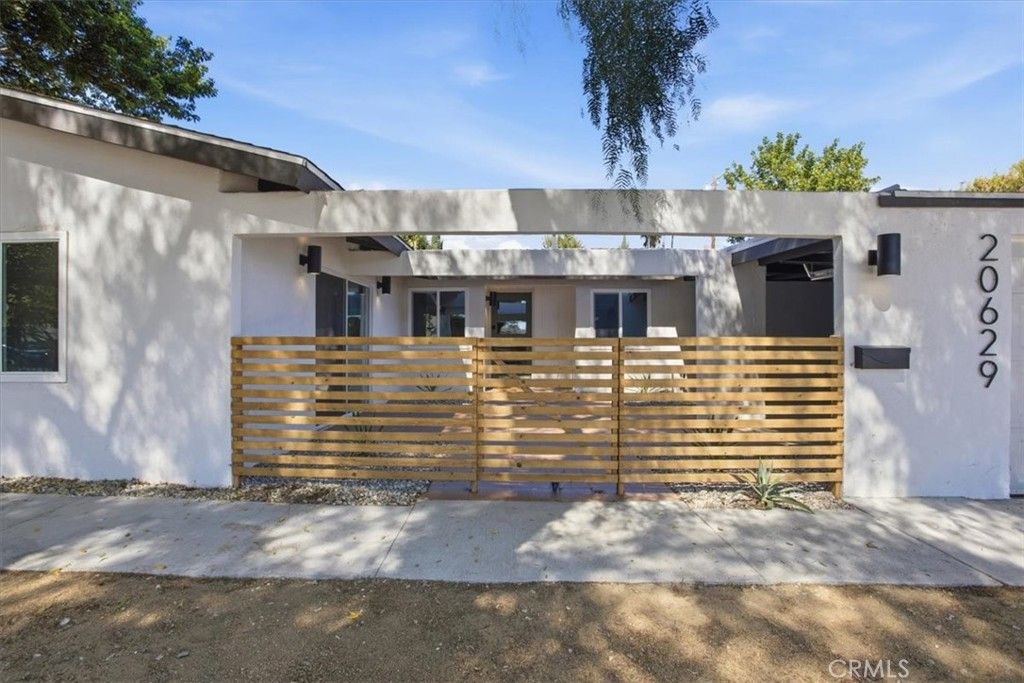 20629 Londelius Street, Canoga Park, CA 91306 — photo 2