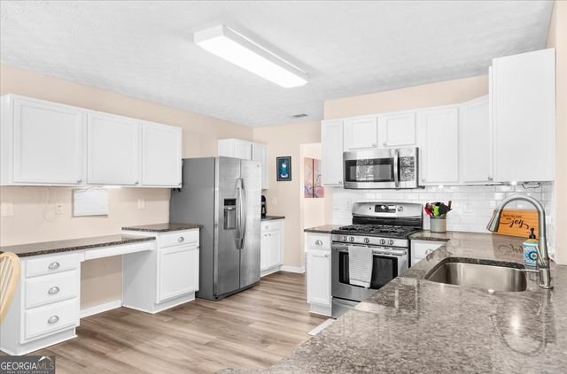 1930 Skylar Leigh Drive, Buford, GA 30518