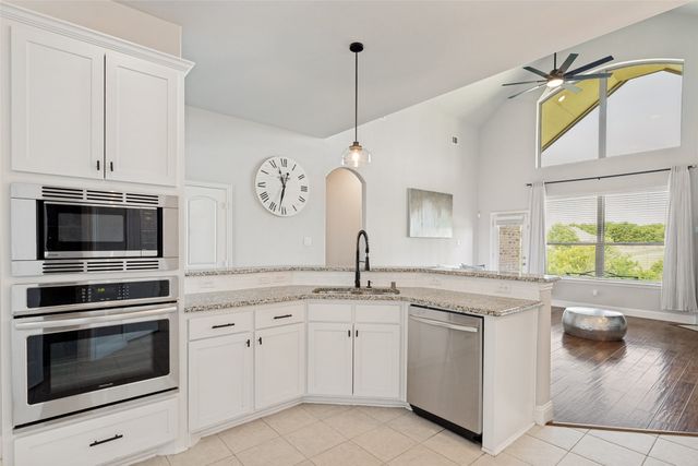 108 Fallen Oak Drive, Mckinney, TX 75071