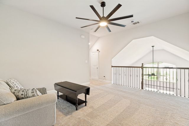 108 Fallen Oak Drive, Mckinney, TX 75071