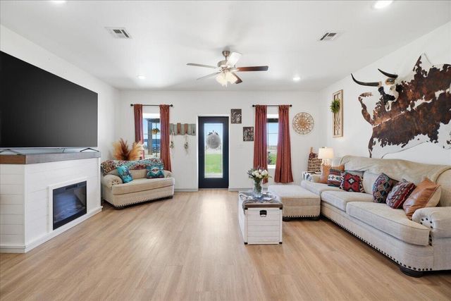 183 Allison Road, Wilson, TX 79381