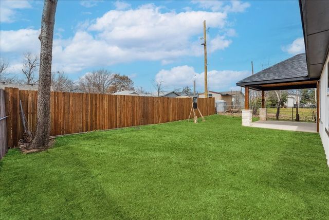 225 West Place, White Settlement, TX 76108