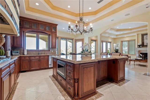 1950 Arielle, Simi Valley, CA 93065