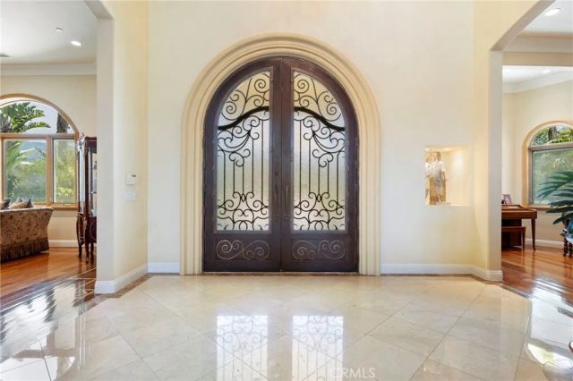 1950 Arielle, Simi Valley, CA 93065