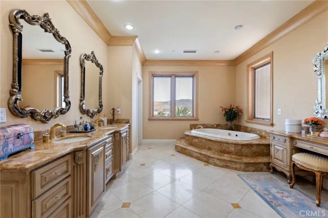 1950 Arielle, Simi Valley, CA 93065