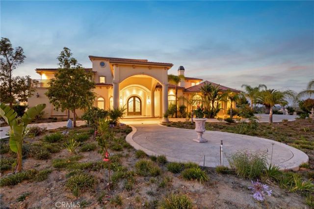 1950 Arielle, Simi Valley, CA 93065
