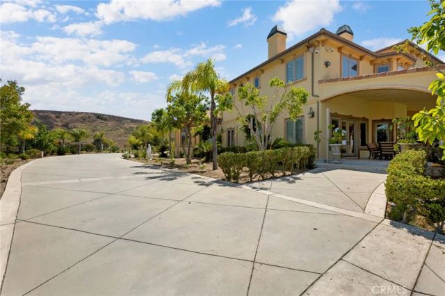 1950 Arielle, Simi Valley, CA 93065