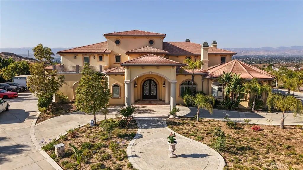 1950 Arielle, Simi Valley, CA 93065