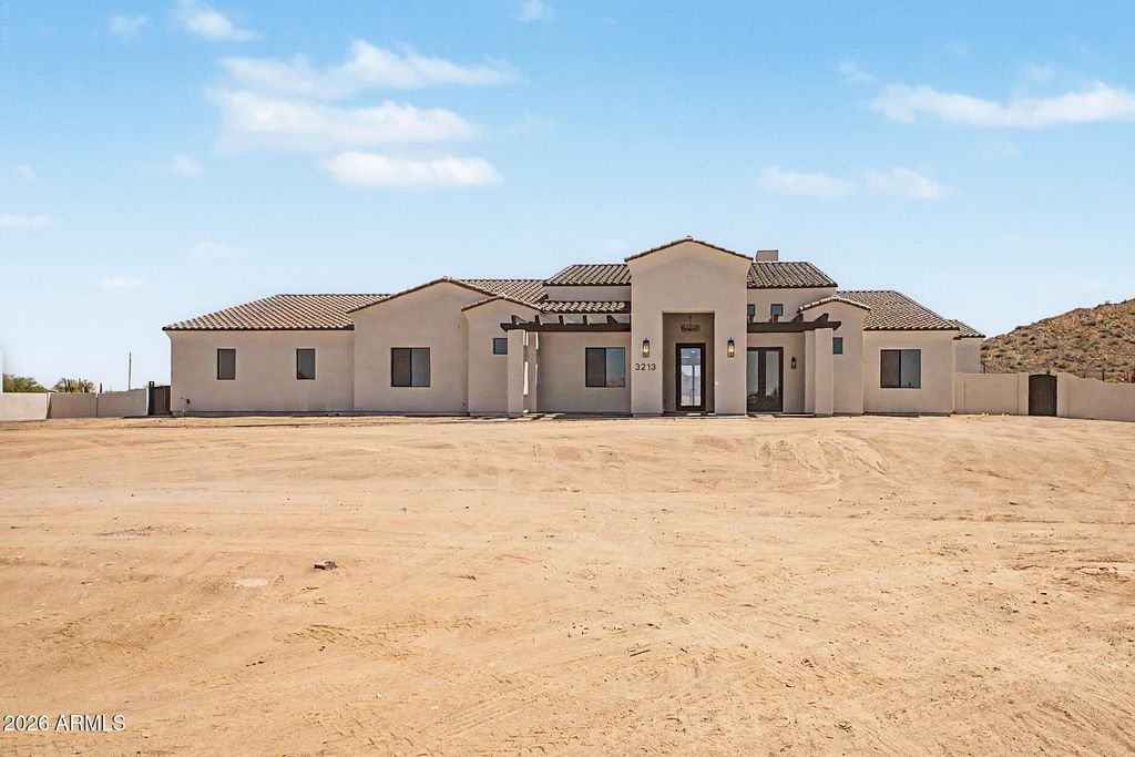 3213 W LIND Road, Queen Creek, AZ 85142 — photo 2