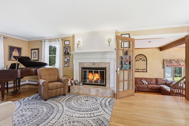 1 Alderbrook Lane, Methuen, MA 01844