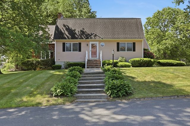 1 Alderbrook Lane, Methuen, MA 01844